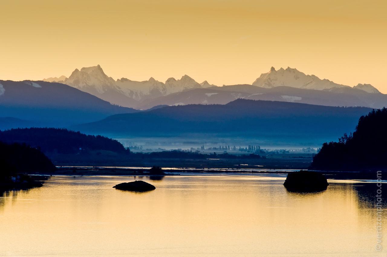 לינה וארוחת בוקר אוק הארבור The Bluff On Whidbey מראה חיצוני תמונה